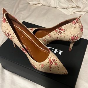 Coach pumps size 8 floral